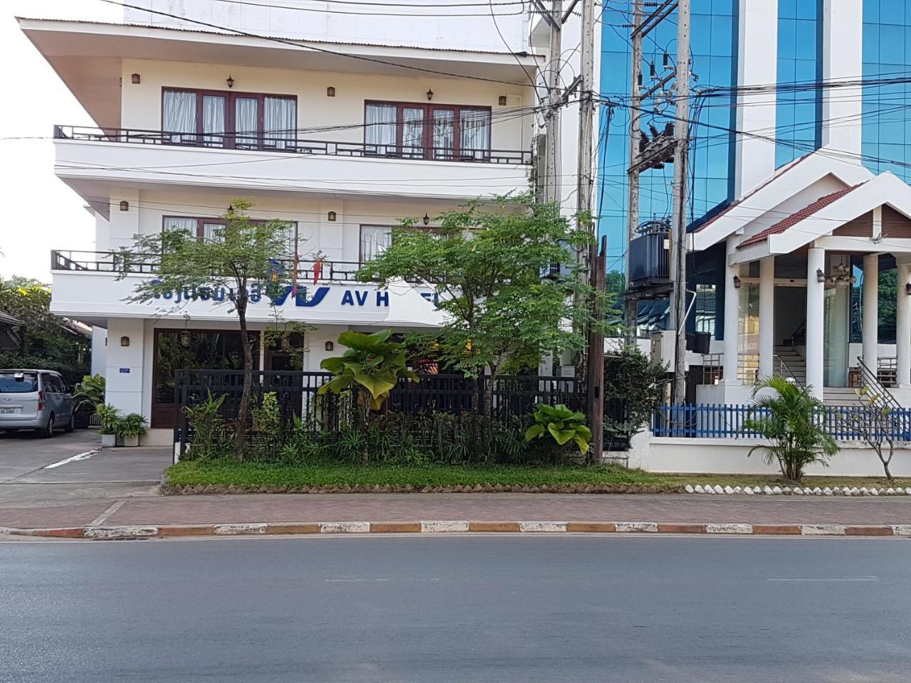Av Hotel Vientiane Exterior foto