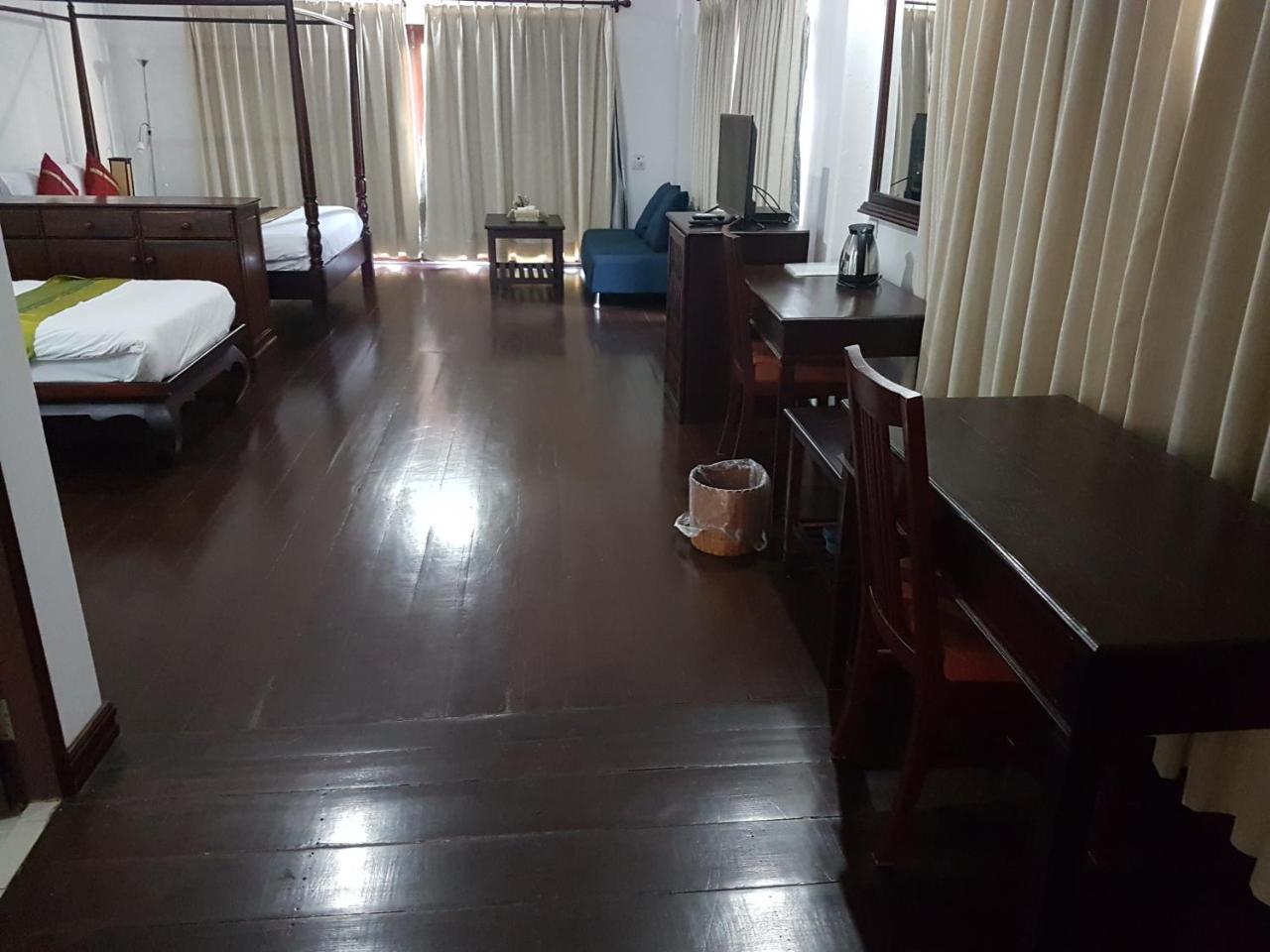 Av Hotel Vientiane Exterior foto