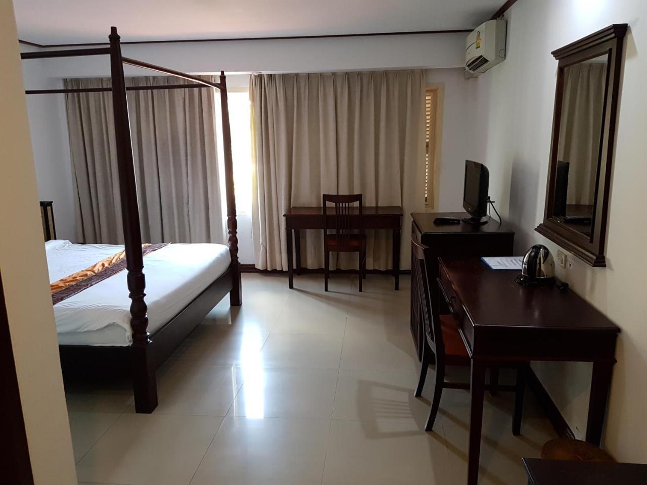 Av Hotel Vientiane Exterior foto